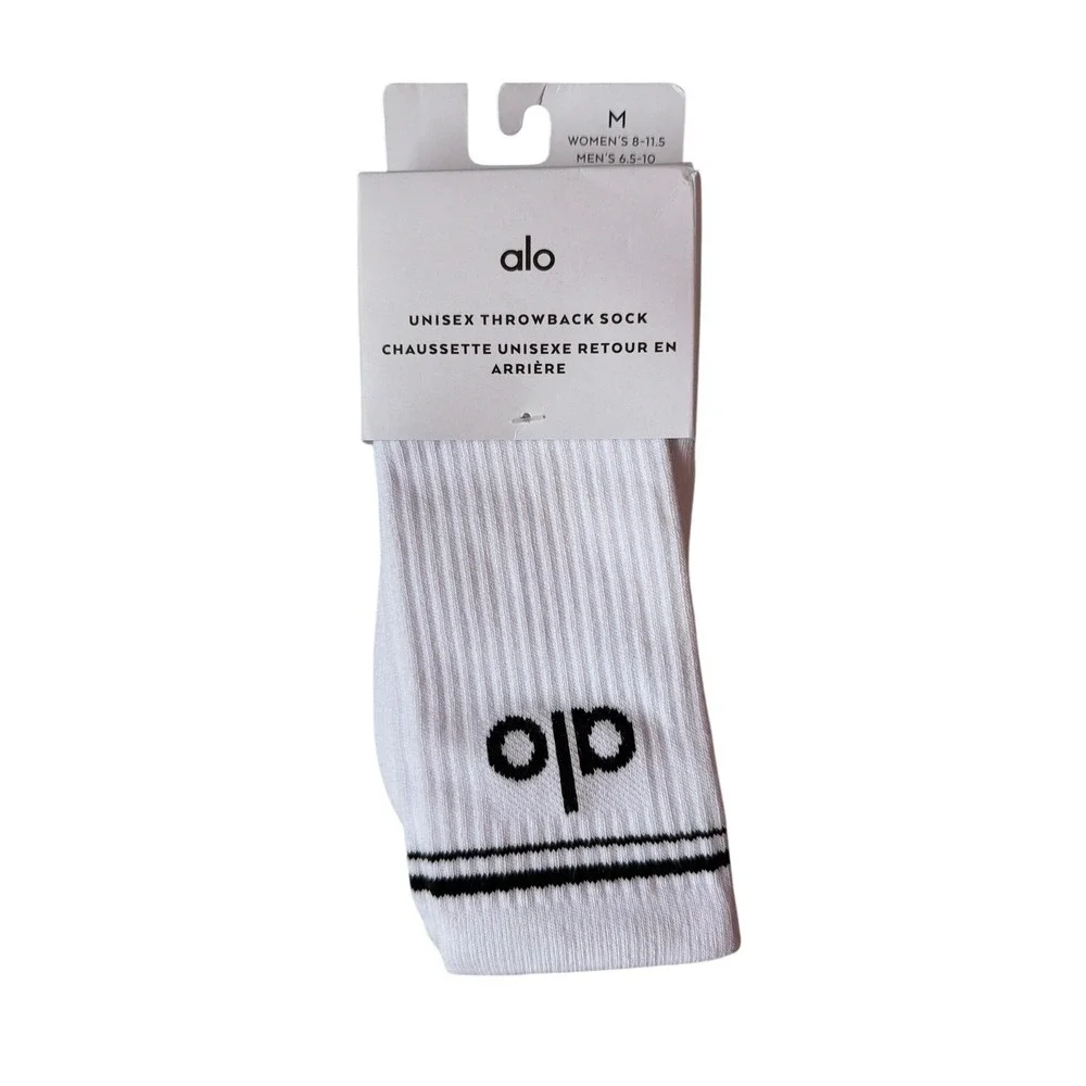 Alo Yoga Unisex Throwback Sock White Black Ribbed Crew Socks A0357U Size‎ M